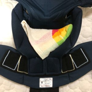 エルゴオムニ360タオルでインサート