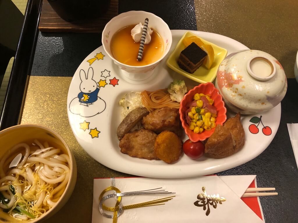 定山渓温泉花もみじのお子様メニュー