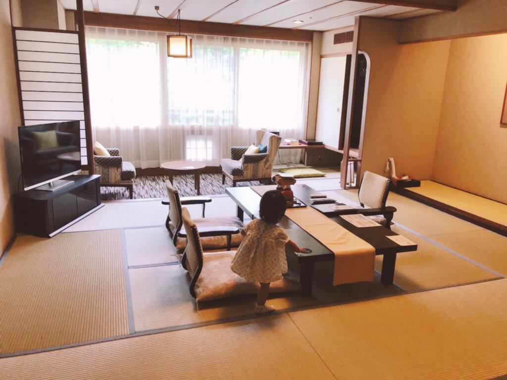 定山渓温泉花もみじに一歳の子連れで宿泊したレビュー